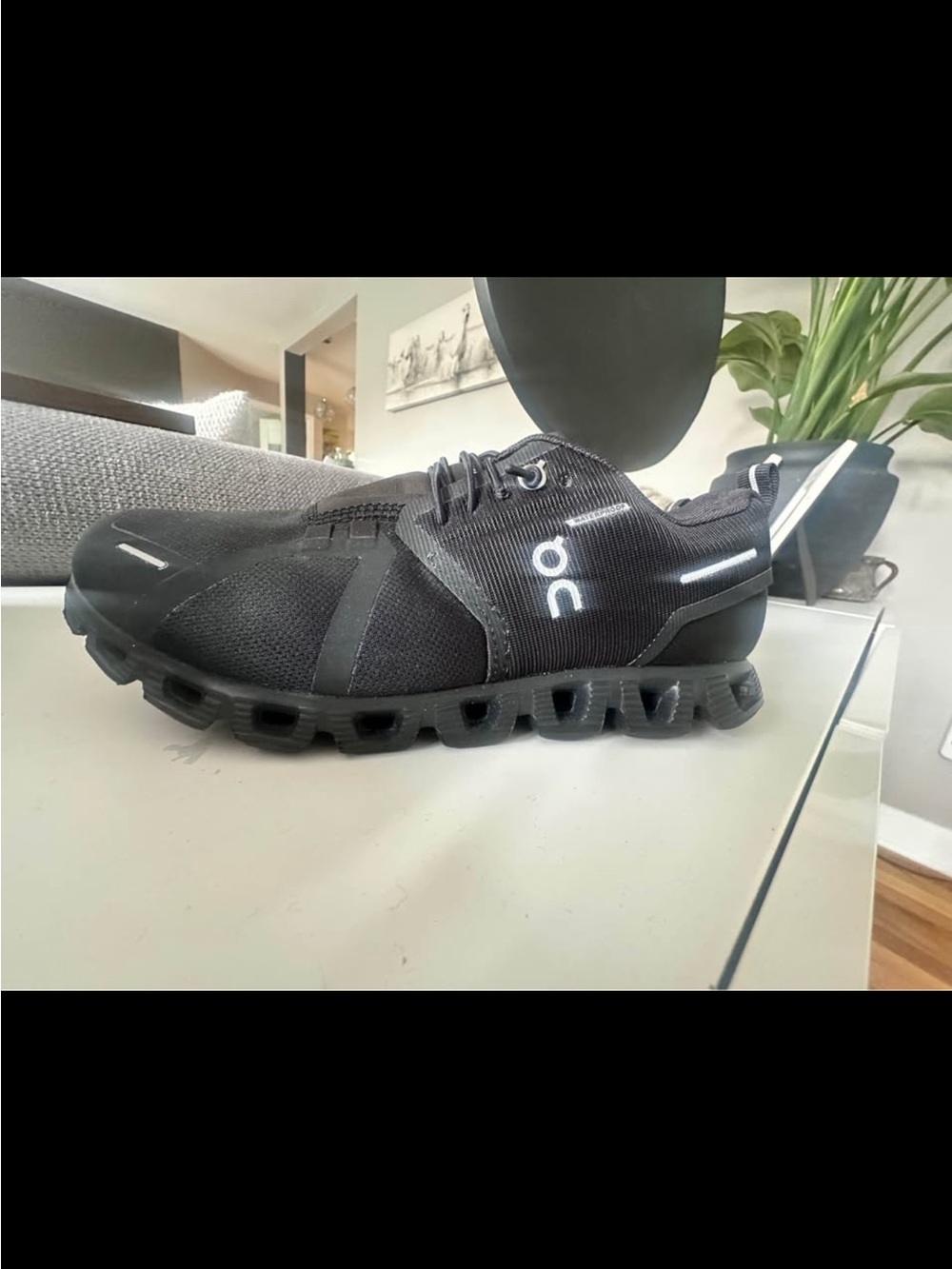 Waterproof On Running Women’s Black Performance Sneakers size 8